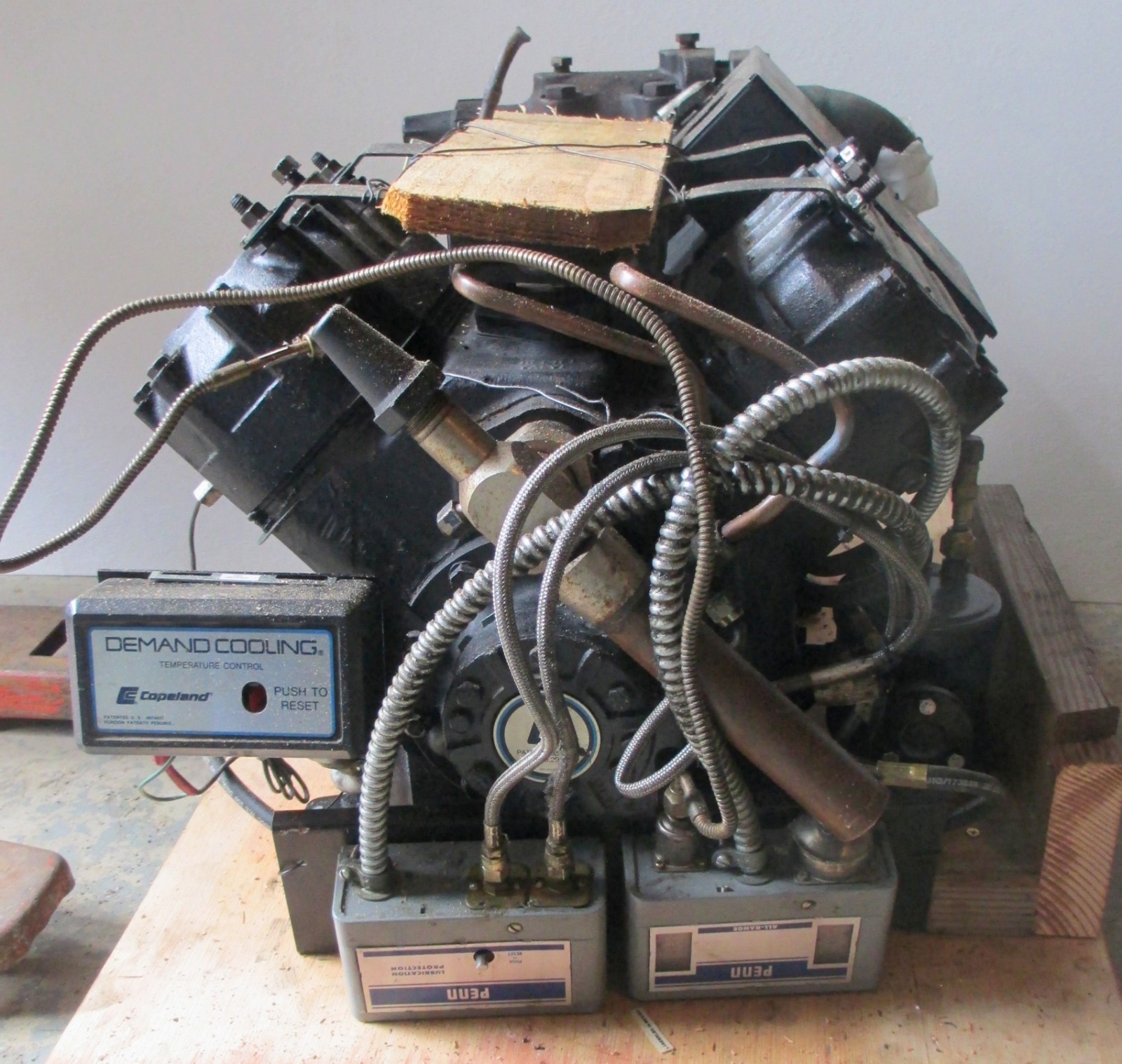 COPELAND 3-PHASE 460v DISCUS 22HP COMPRESSOR MODEL 4DT3-220E-TSK-800 #BB218V