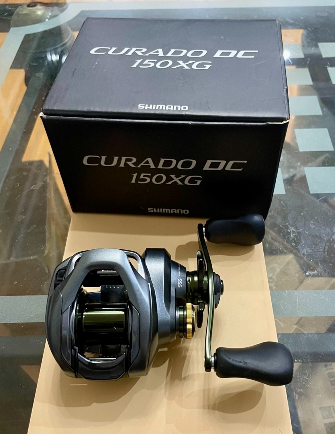 MINT Shimano 18 Curado DC 150XG 8.5:1 Fishing Reel with BOX