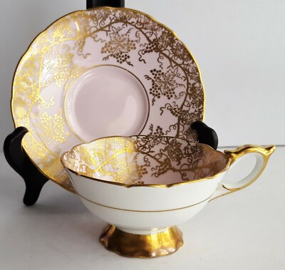 Cups Saucers Grape Vine Vatican
