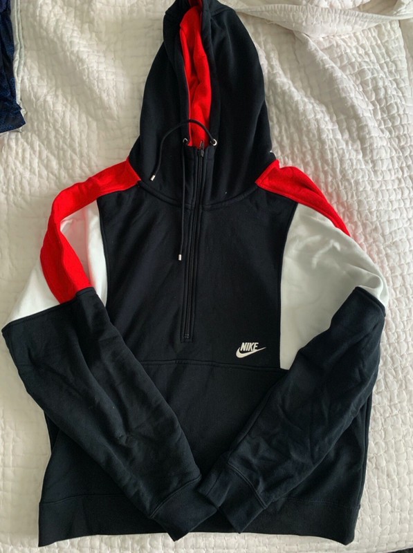 nike reissue half zip