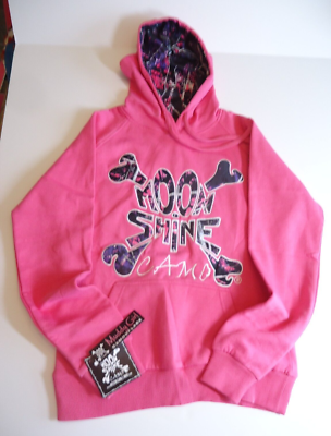 Muddy girl hotsell pullover camo hoodie