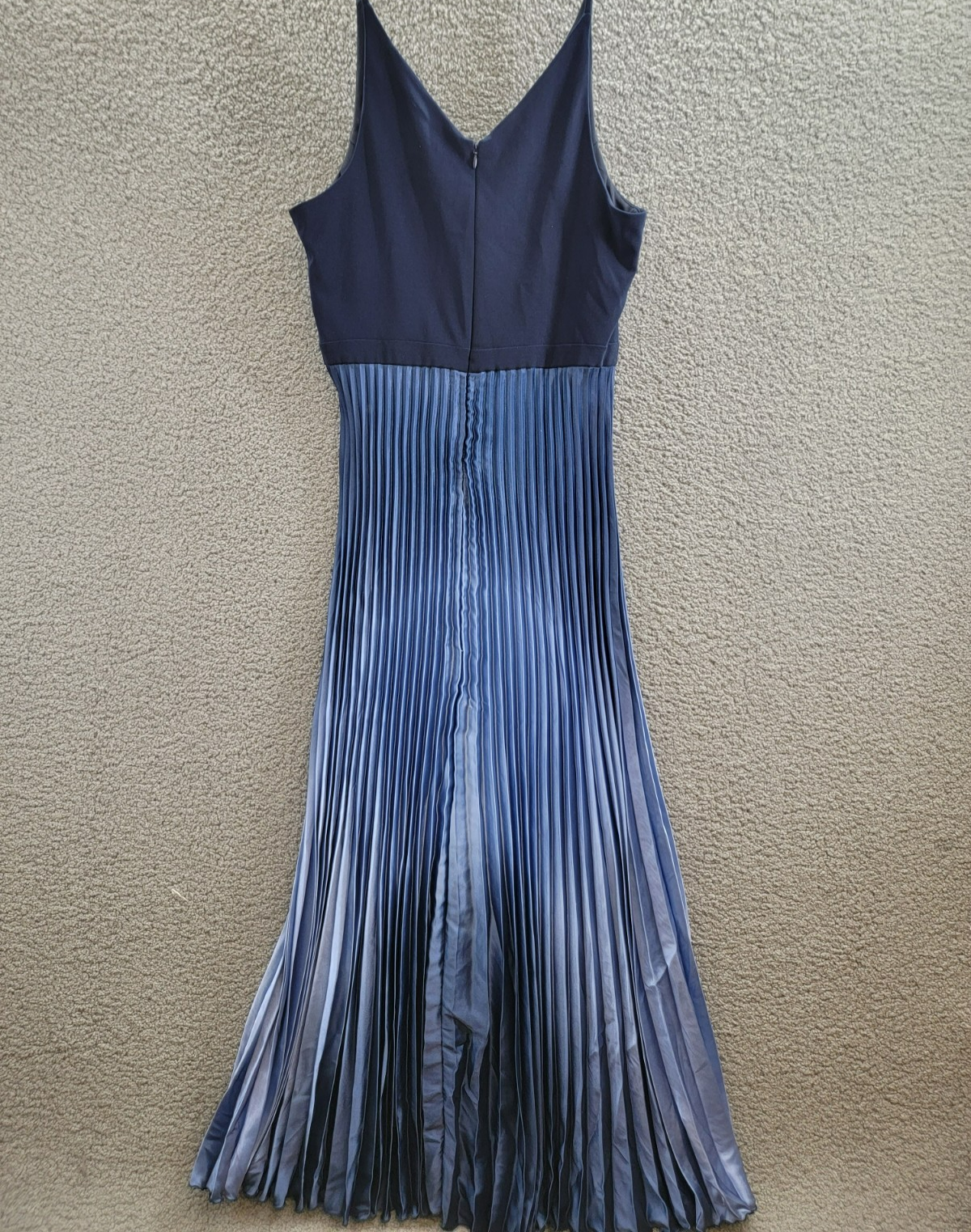 AQUA Pleated Shimmer Mixed Media Gown Women's 16 Navy/Blue V-Neck Back Zipped - Picture 12 of 15