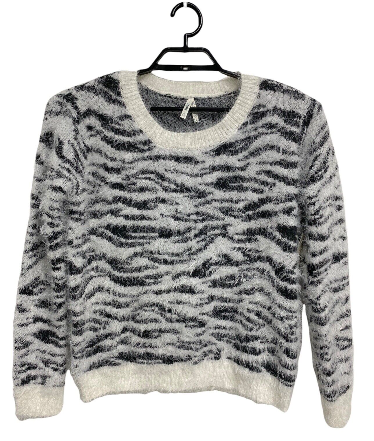 Mudd Women's Fuzzy Long Sleeve Zebra Sweater Size M | eBay