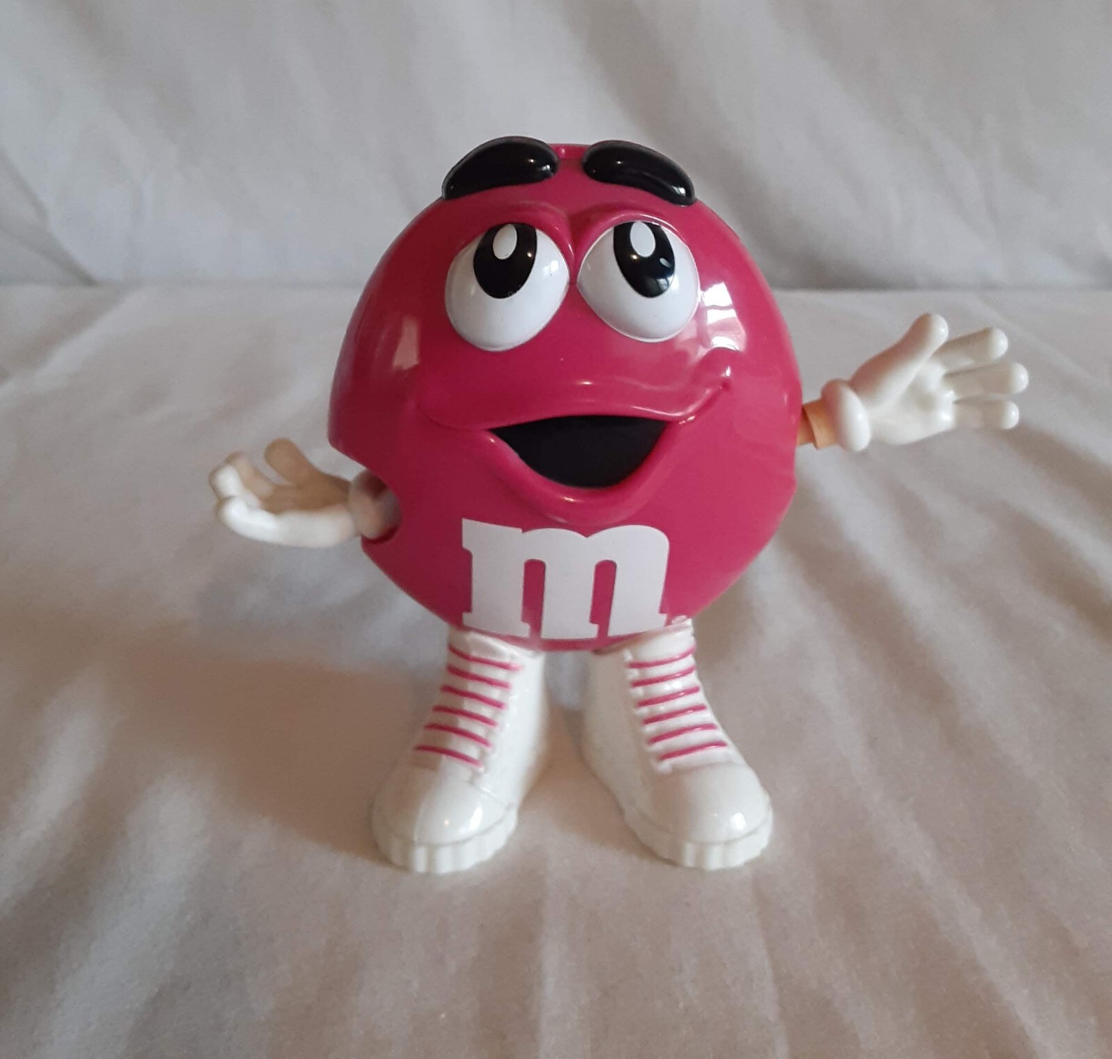 m&m’s dispenser M&M'S Fun Machine Dispenser | M&M'S® | M&M'S