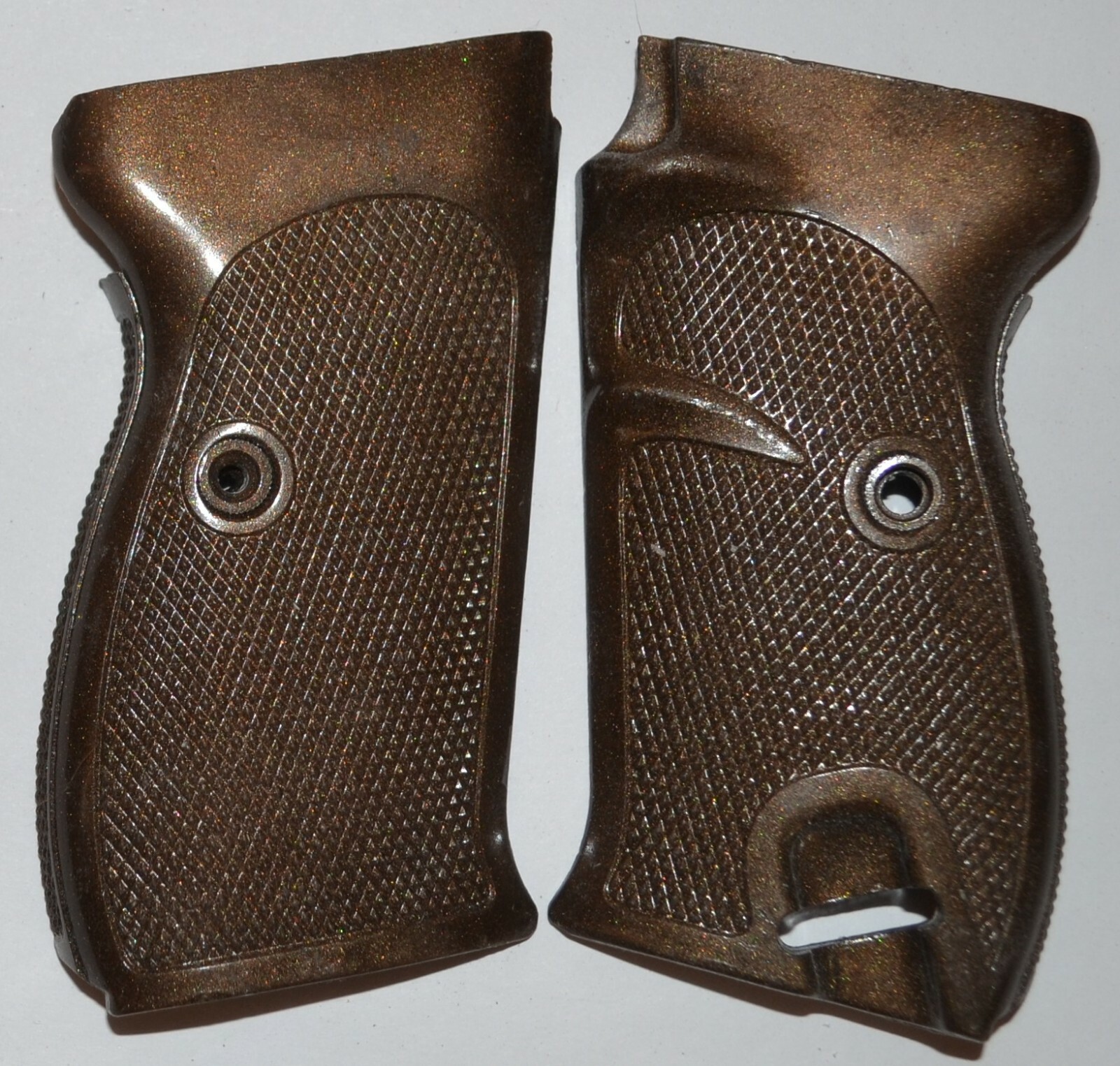 トイガン Walther P38  Original Grip Walther P38 / Mauser P38 pistol grips antique copper plastic
