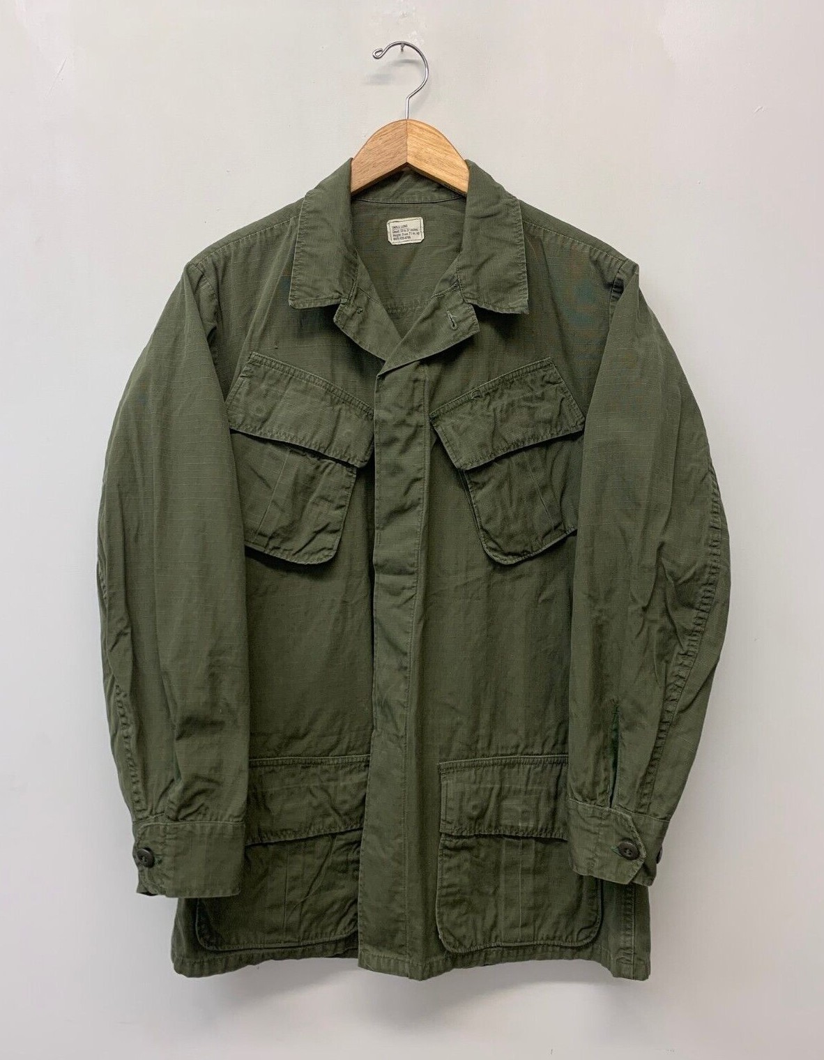 68年製 US ARMY Jungle Fatigue Jungle Fatigue Shirt Vietnam War, Dated 1968, Size Small
