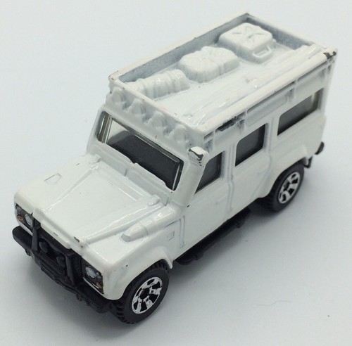 2006 Matchbox Cars '97 Land Rover Defender 110 White MB55 1
