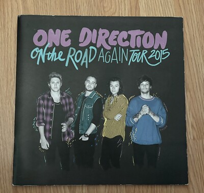 ONE DIRECTION -''ON THE ROAD AGAIN'' 2015 CONCERT TOUR PROGRAM BOOK / HARRY STYLES