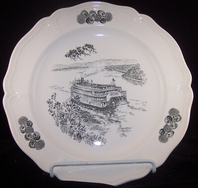 WEDGWOOD Scenes of Cincinnati DELTA QUEEN Collectible Plate Caroline Williams