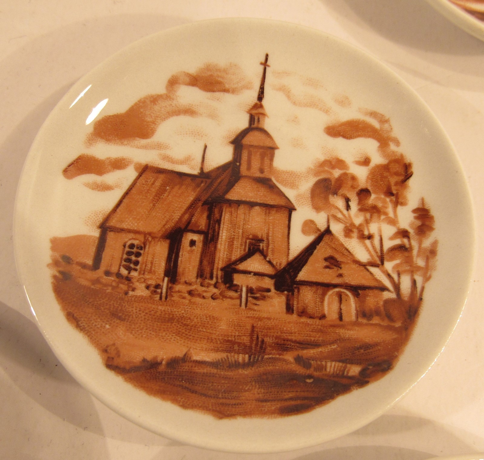 ARABIA Small Decorative Plates Made in Finland 3 1/4