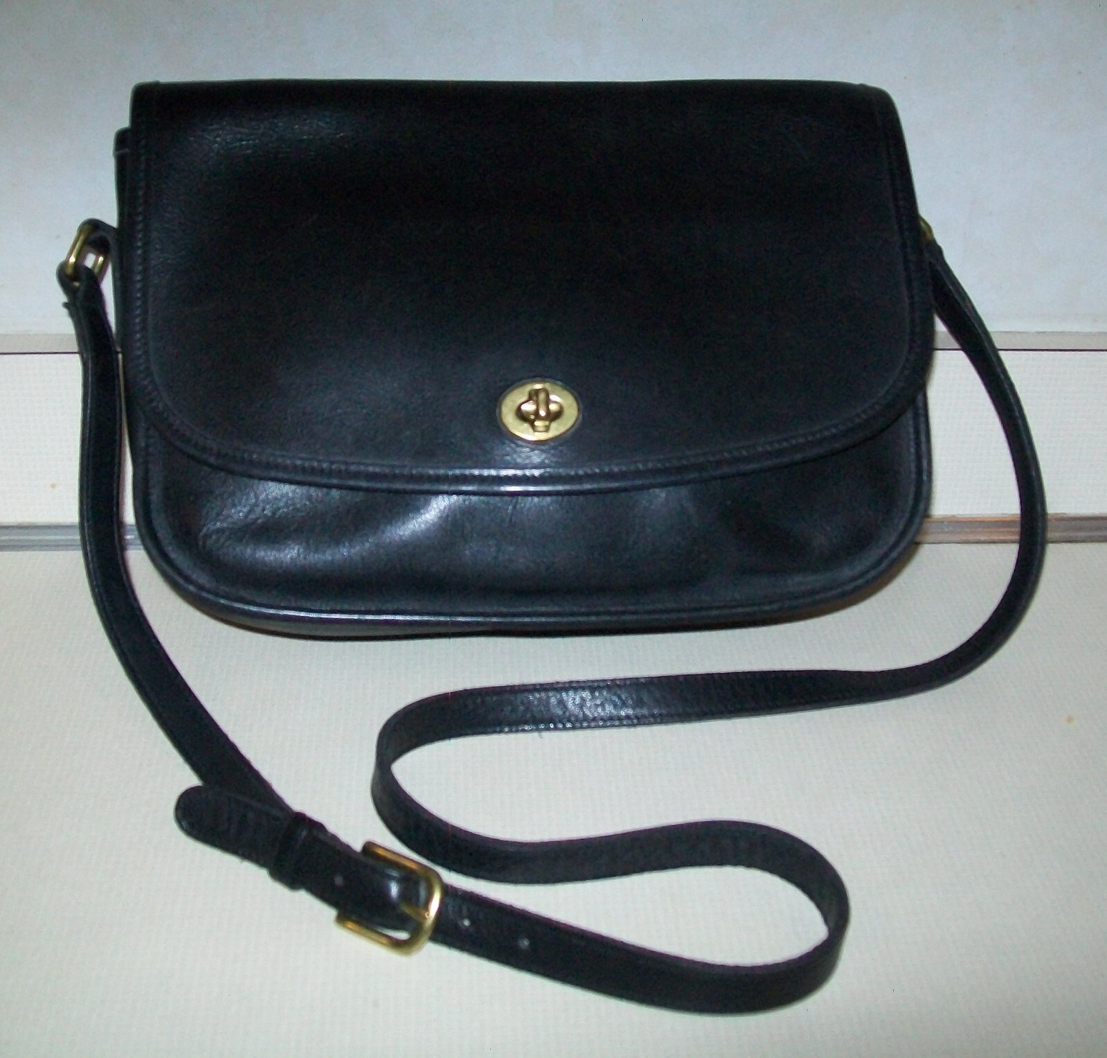 Vintage Coach City Bag Navy 9790 オールドコーチ s-l400.jpg