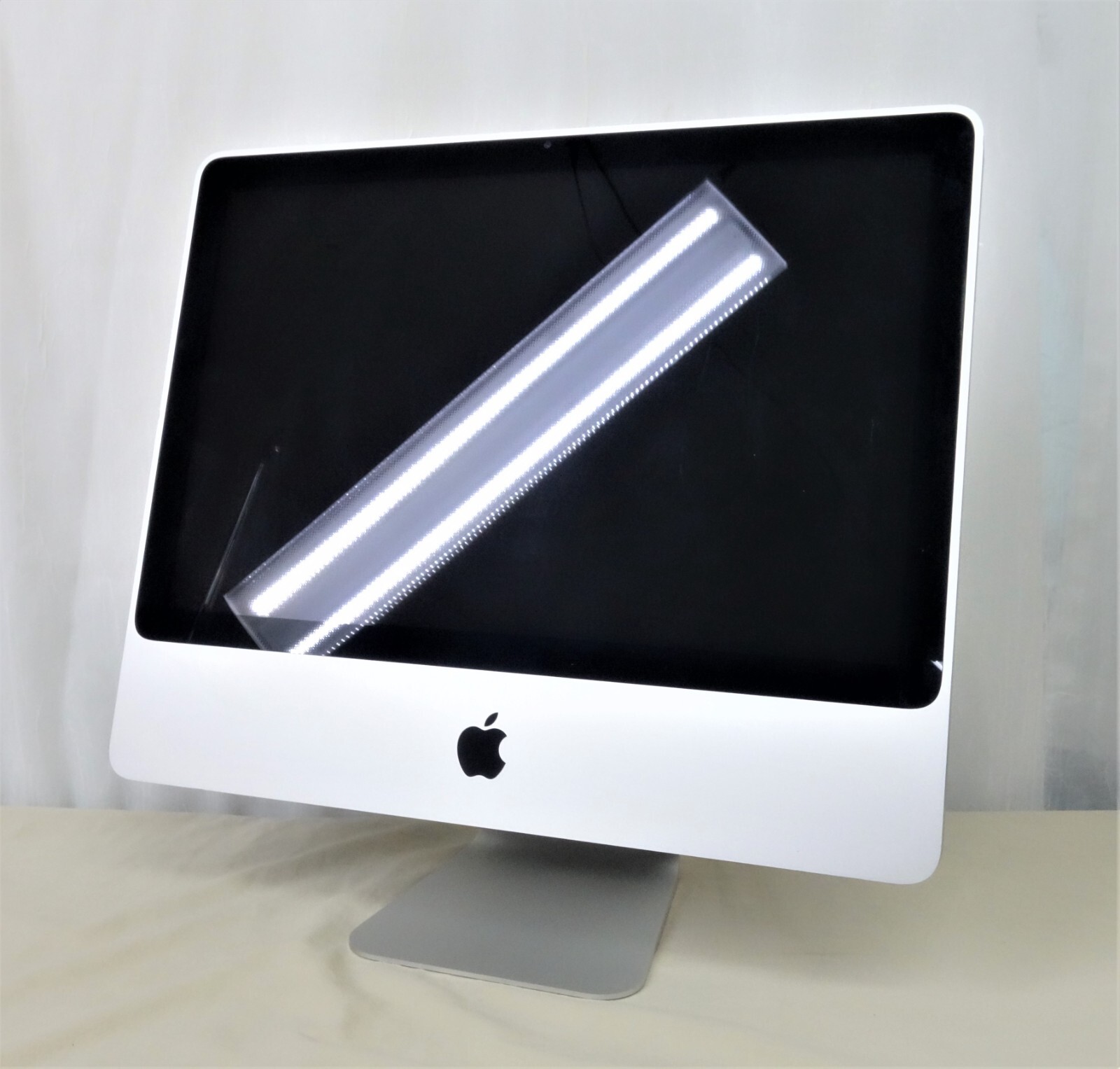Apple iMac 大画面 シルバー シルバー iMac - Apple（日本）