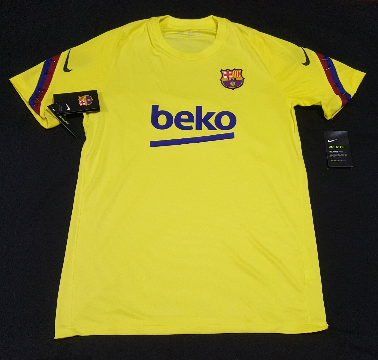 Nike FC Barcelona サッカーウェアセット 110サイズ NIKE FCバルセロナ 10/11 ユニフォーム ホーム ミニキット 3点