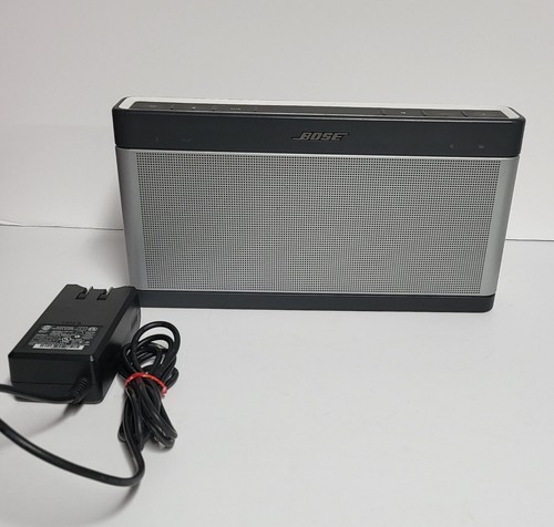 Bose Soundlink Bluetooth Speaker III 3 - Silver Model Bose Soundlink Bluetooth Speaker III 3 - Silver Model