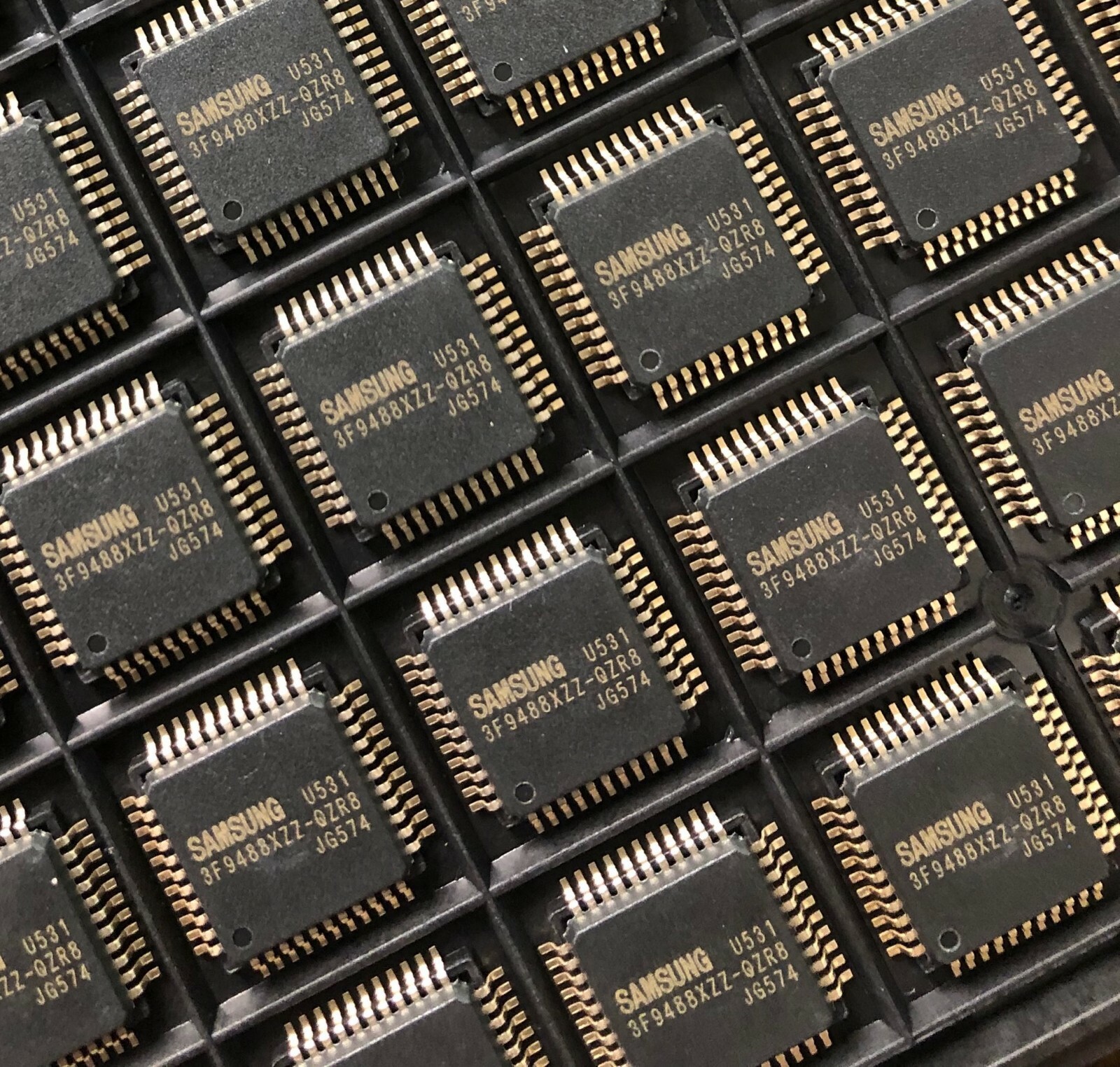 その他 xo5780  Suite8 + Master of Live8 98Y7476 IBM HARDWARE MANAGEMENT CONSOLE FOR IBM DS8880