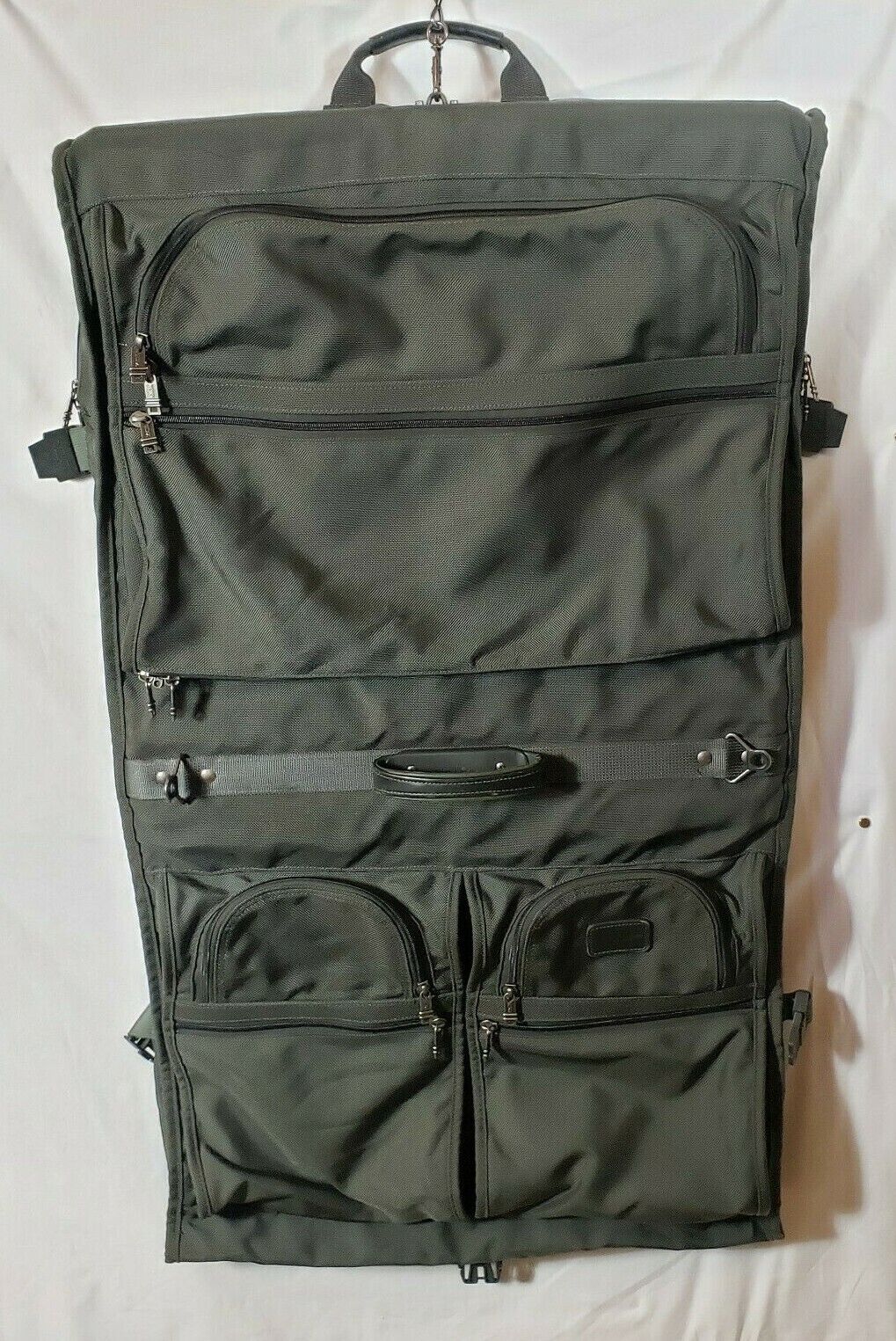 Tumi 231M3 Bi Fold Garment Bag - Green - 39 Tumi 231M3 Bi Fold Garment Bag - Green - 39