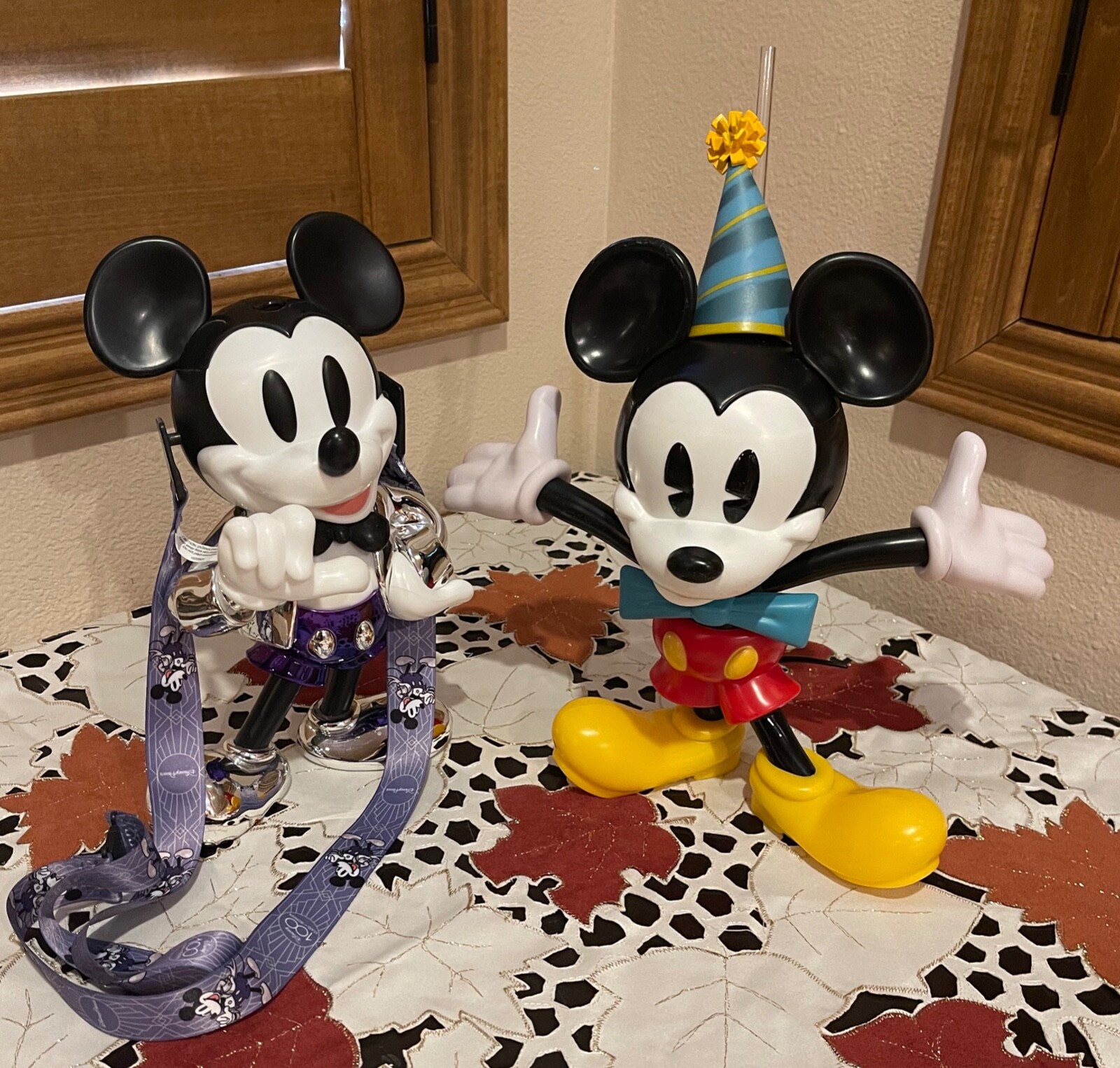 ミッキー スタンドミラー Mickey Mouse Birthday 2022 Disney Parks 2023 100th Years Anniversary Mickey Mouse