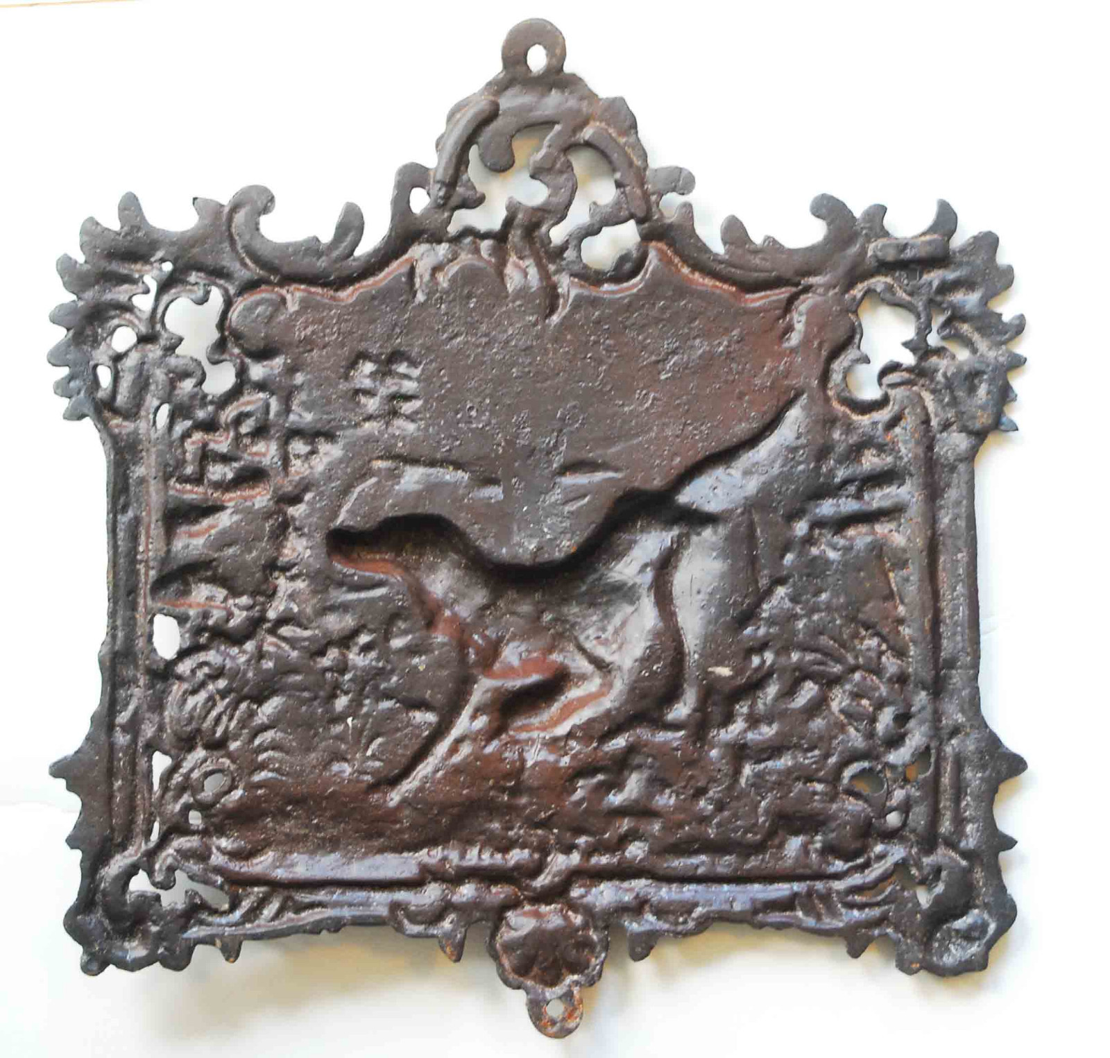 LARGE HUNTING LODGE CAST IRON DOG PLAQUE RELIEF HOUND FENCE GATE POST 21 POUNDS