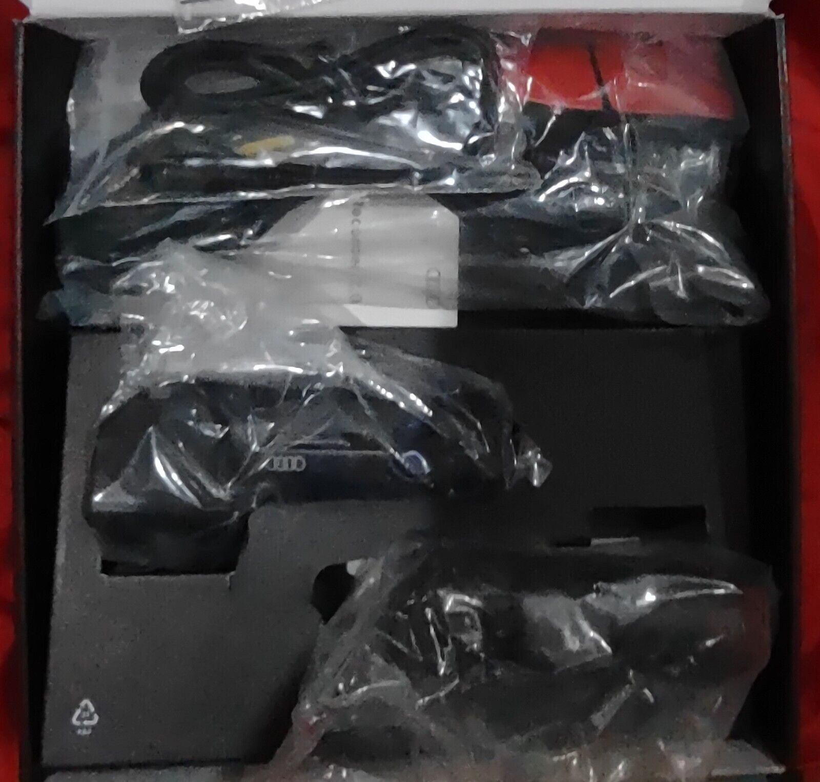Audi Universal Traffic Recorder 2.0 Front & Rear Dash Cam Audi Universal Traffic Recorder 2.0 Front & Rear Dash Cam