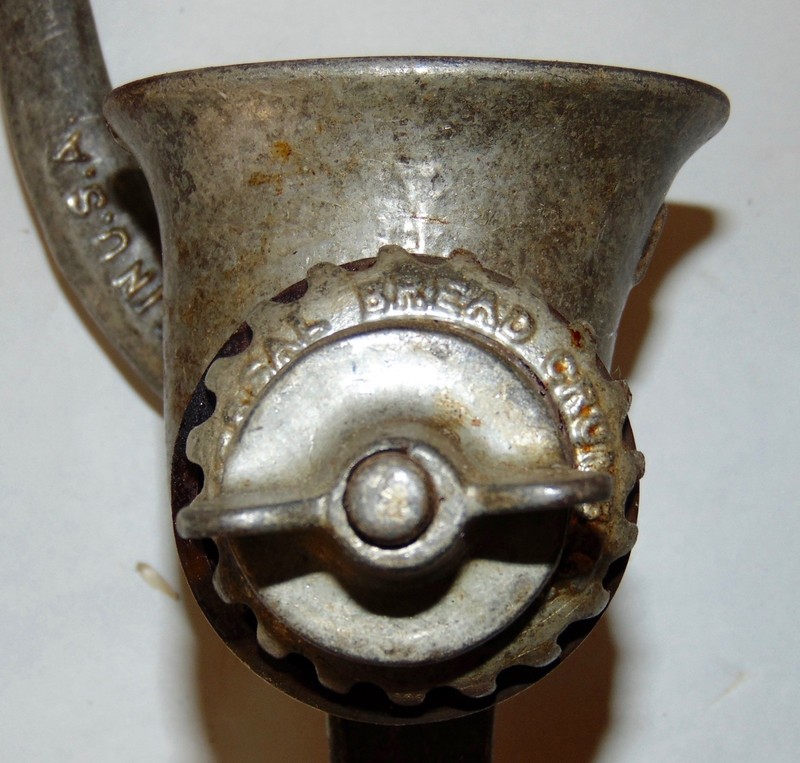 ANTIQUE Universal Bread Crumber ++ LANDERS FRIARY & CO New Britain Ct #1