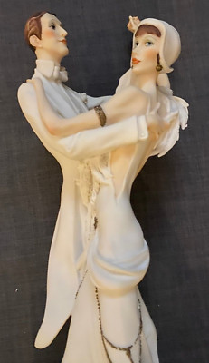 Large GIUSEPPE ARMANI FLORENCE TANGO 17'' statue Excellent