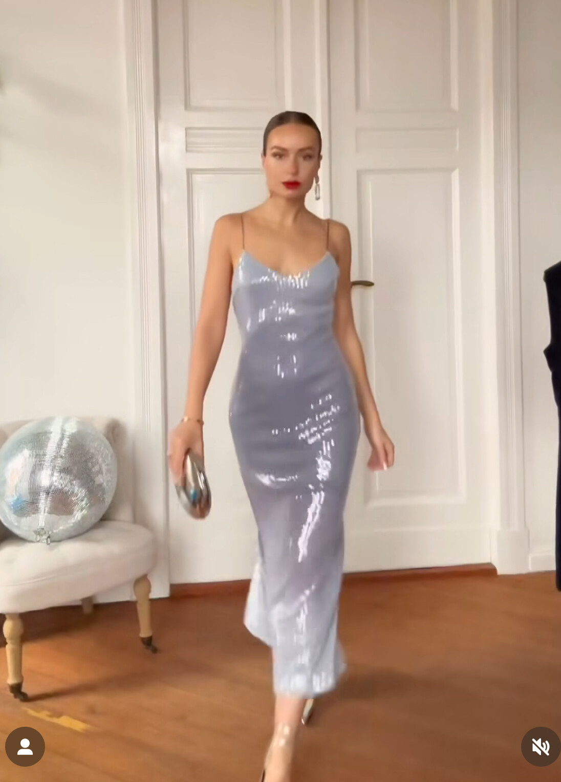 NWT_ZARA FW23 WOMAN DEGRADE SEQUIN DRESS SILVER | 7901