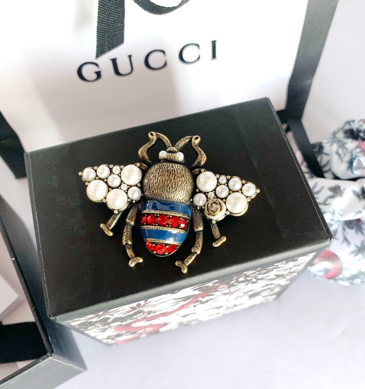 GUCCI 蜂 BEE ag925 カフス GUCCI 蜂 BEE ag925 カフス GUCCI 蜂 BEE ag925 カフス GUCCI 蜂 BEE