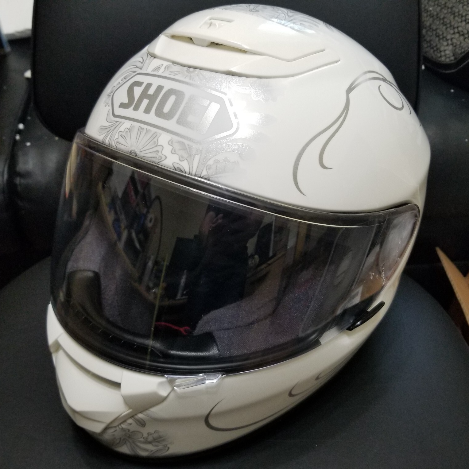 SHOEI ヘルメットQWEST Lサイズ　シルバー SHOEI ヘルメットQWEST Lサイズ シルバー SHOEI QWEST バイク
