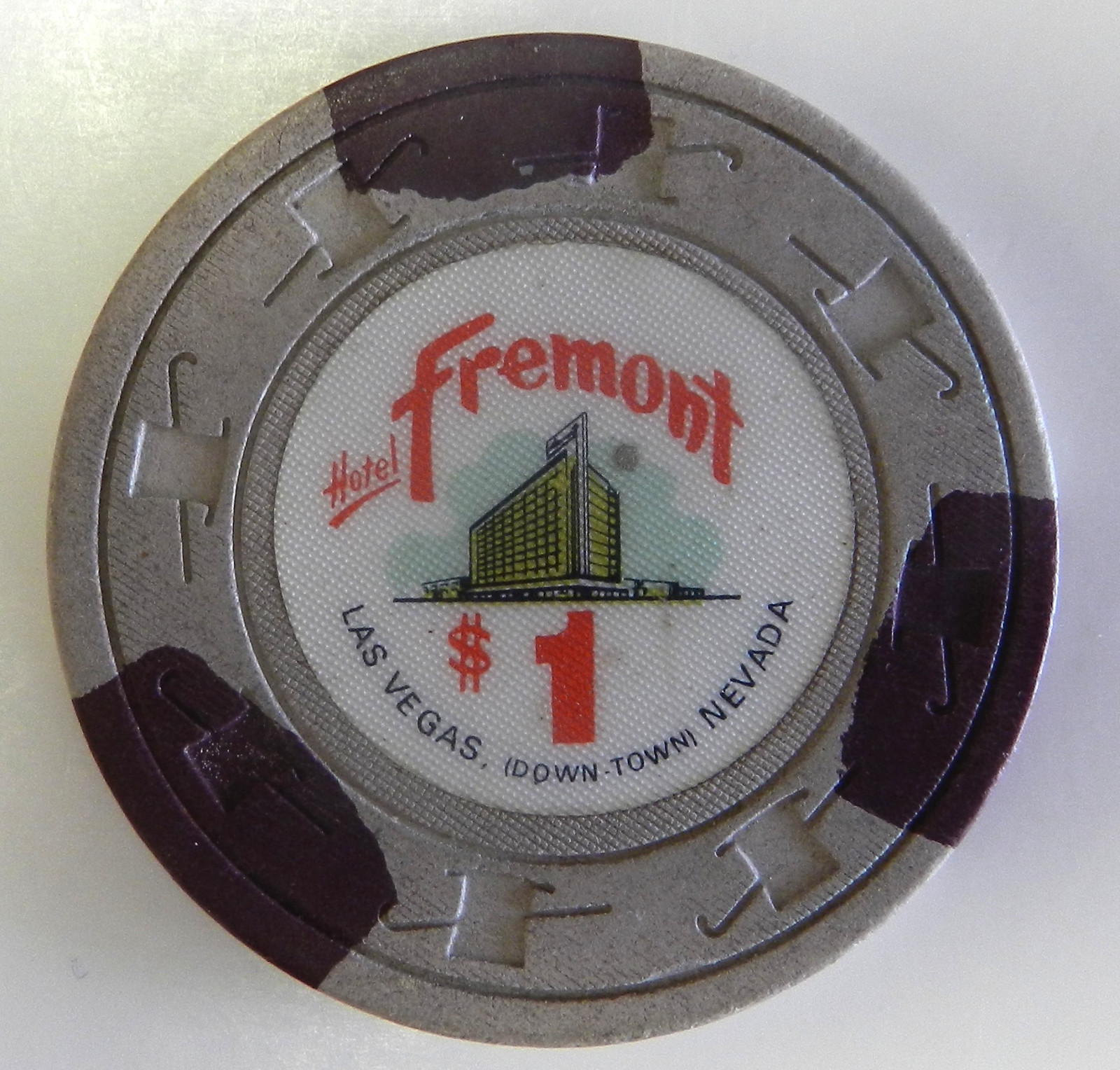 #11cc Fremont Hotel $1 Casino Chip Las Vegas Nevada