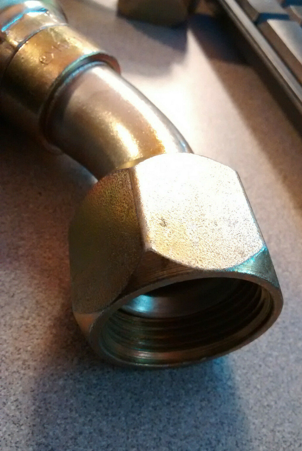 Eaton 16U-696 Hydraulic Hose Fitting 45° Elbow 1