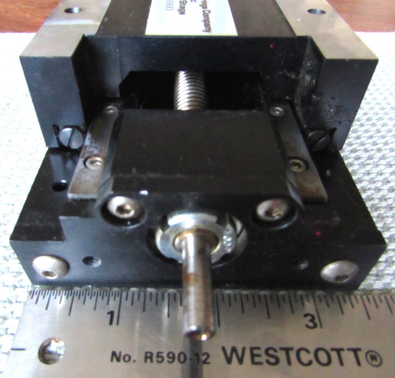 Tychoway Bearing MultiAx Stage Linear Actuator Crossed Roller Bearing