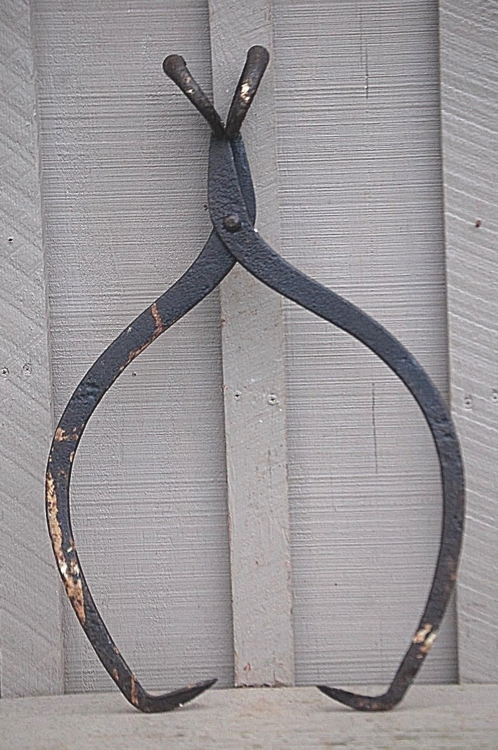 Old Vintage Antique Large Ice Block Tongs Tool Primitive Rustic Farmhouse Cabin