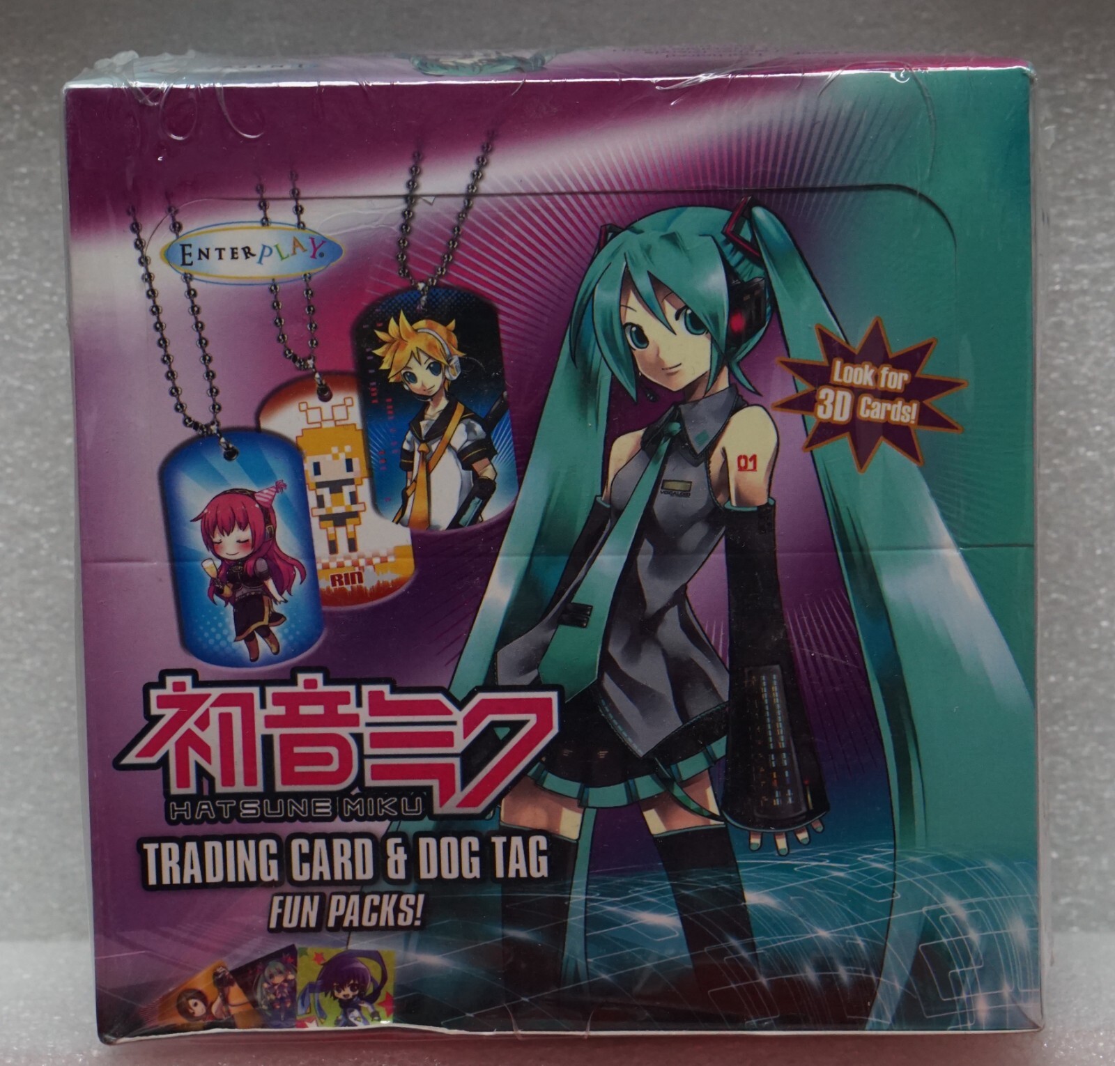 Hatsune Miku Collector Trading Card & Dog Tag Fun Pack
