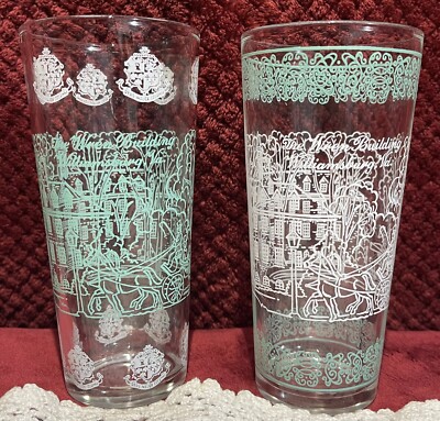 Vintage  The Wren Building  Glasses From Williamsburg ,VA. Set Of 2