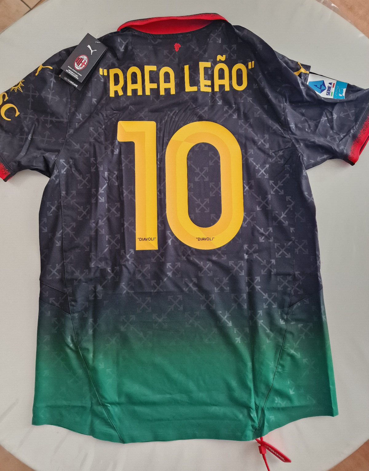 ACミラン RAFA LEÃO 10番 ユニフォーム ACミラン RAFA LEÃO 10番 ユニフォーム 28189ab75b2d44b096b188a6d6dd3b