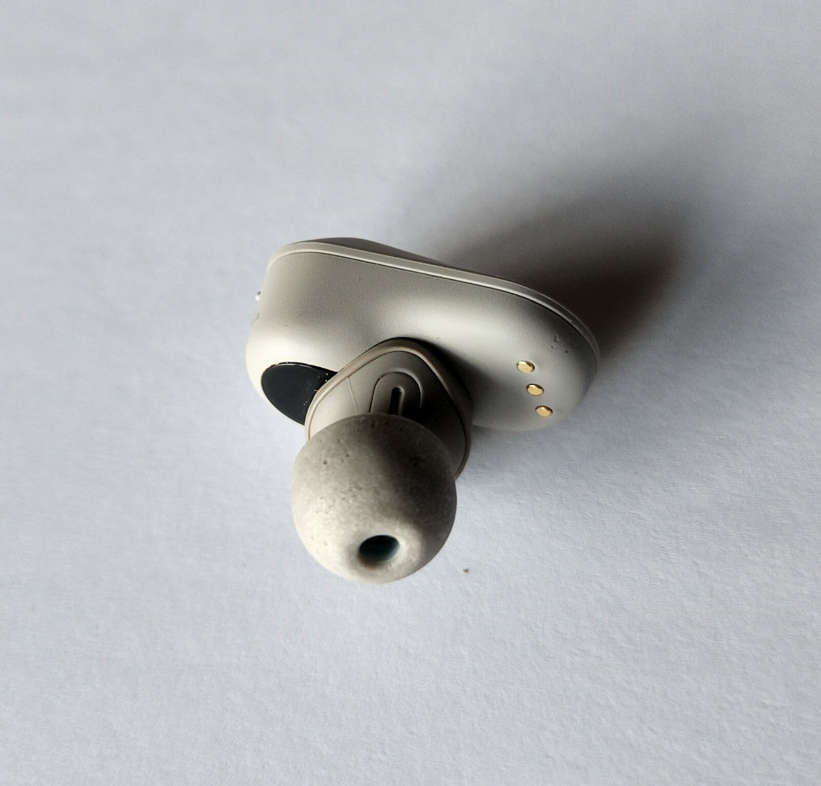 DEFECTIVE OEM Silver Sony WF-1000XM3 LEFT SIDE ONLY Wireless Earbud - NO POWER