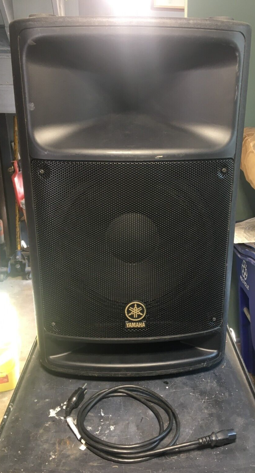 Yamaha MSR400 powered/active speaker 400 watt amp 12 inch