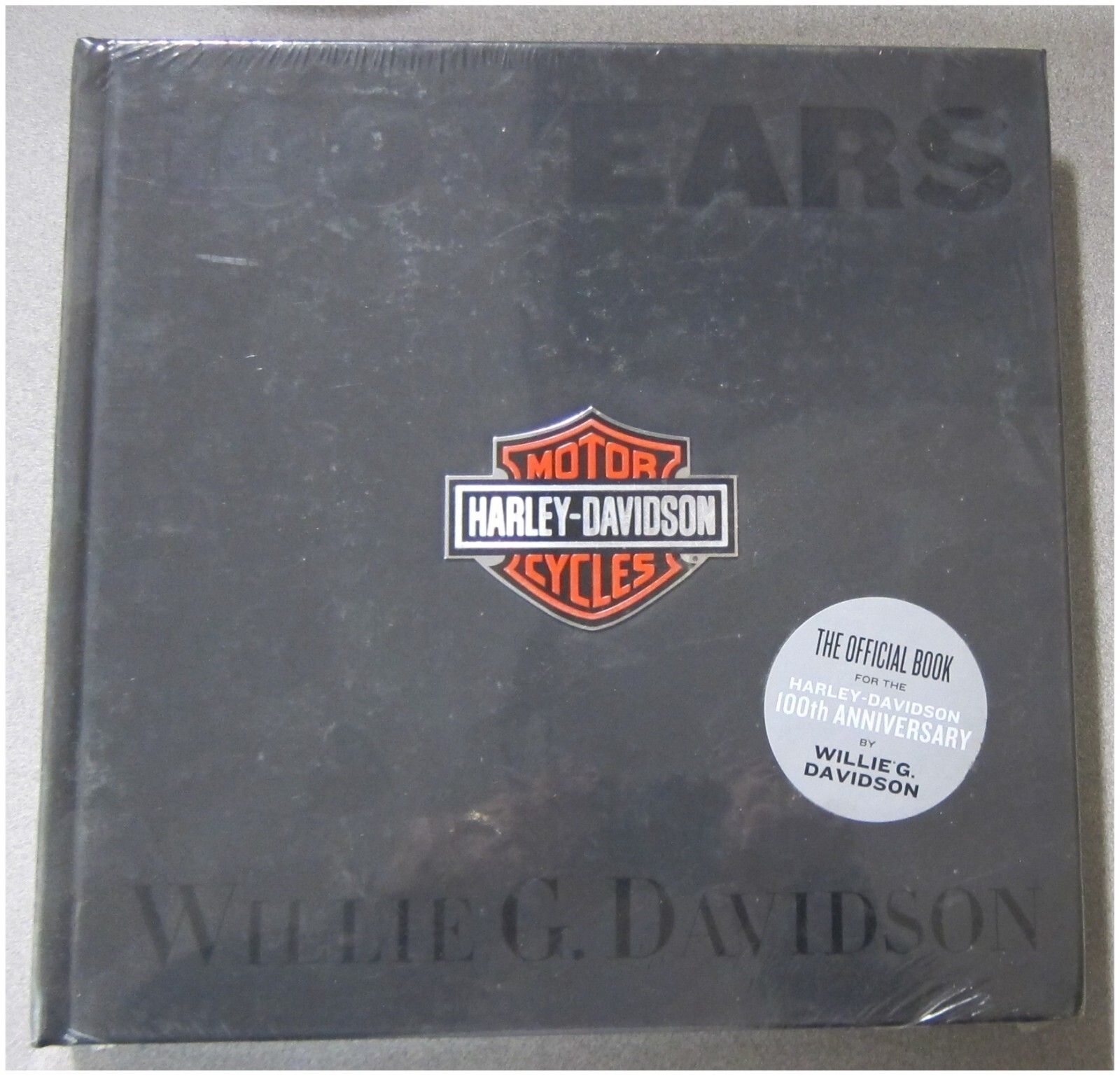 Harley Davidson New 100th Anniversary Book 11