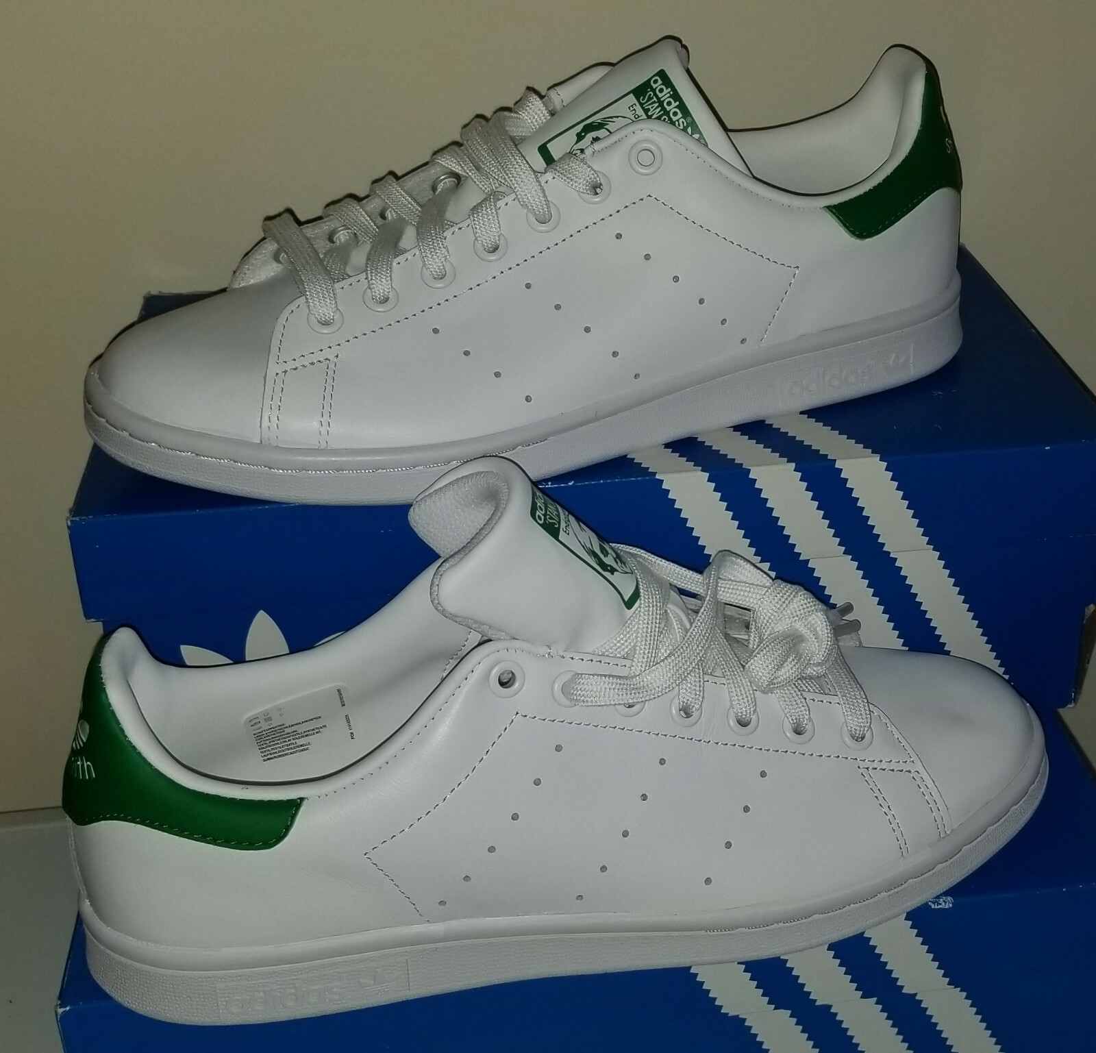 NEW AUTHENTIC ADIDAS ORIGINALS STAN SMITH MEN'S SHOES US 8