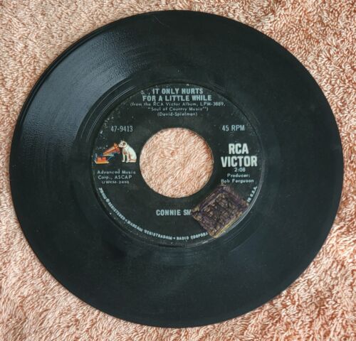 ::Connie Smith...."Baby's Back Again & It Only Hurts For A Little While" 45 RPM 7"
