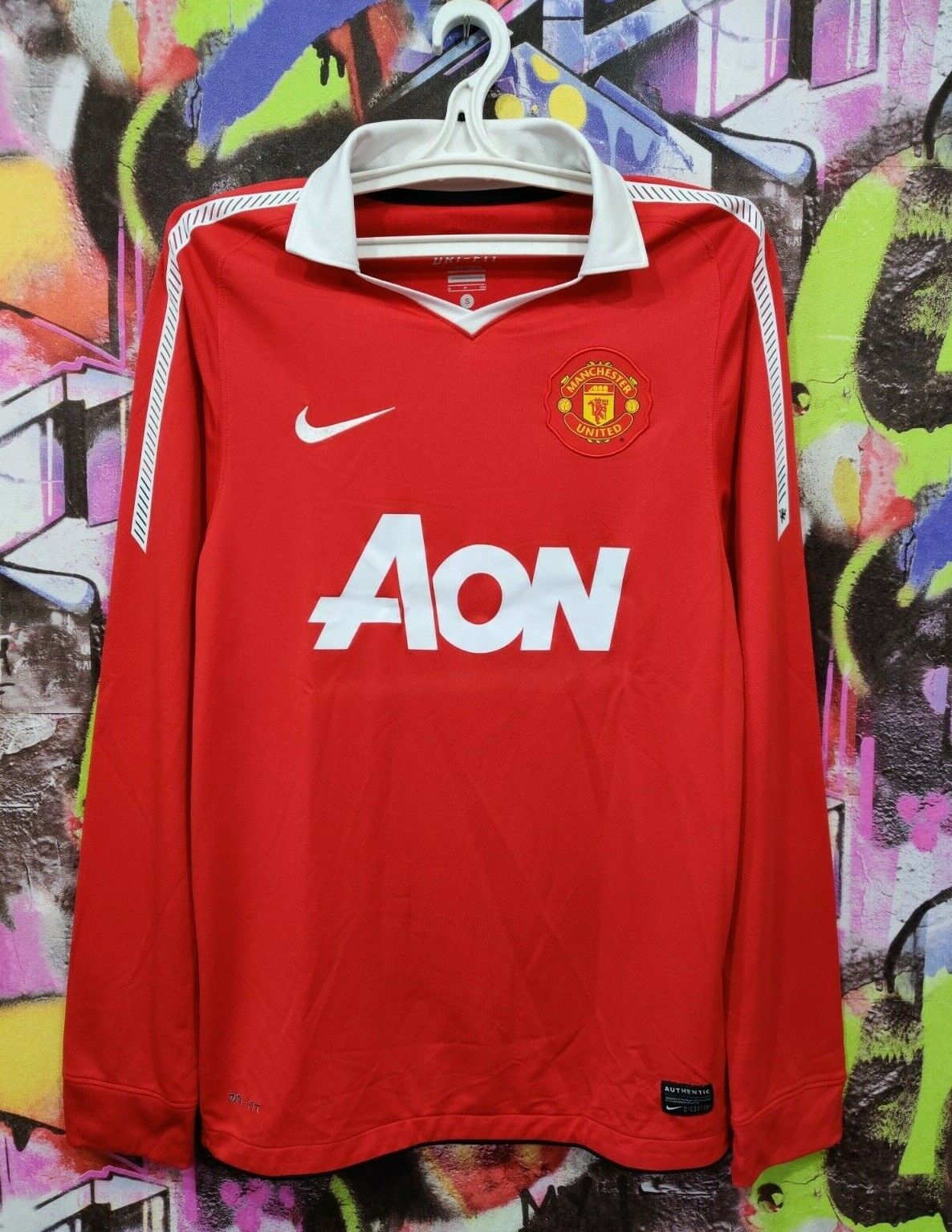 Manchester United 2010 2011 Home Football Soccer Longsleeve Manchester United 2010 2011 Home Football Soccer Longsleeve