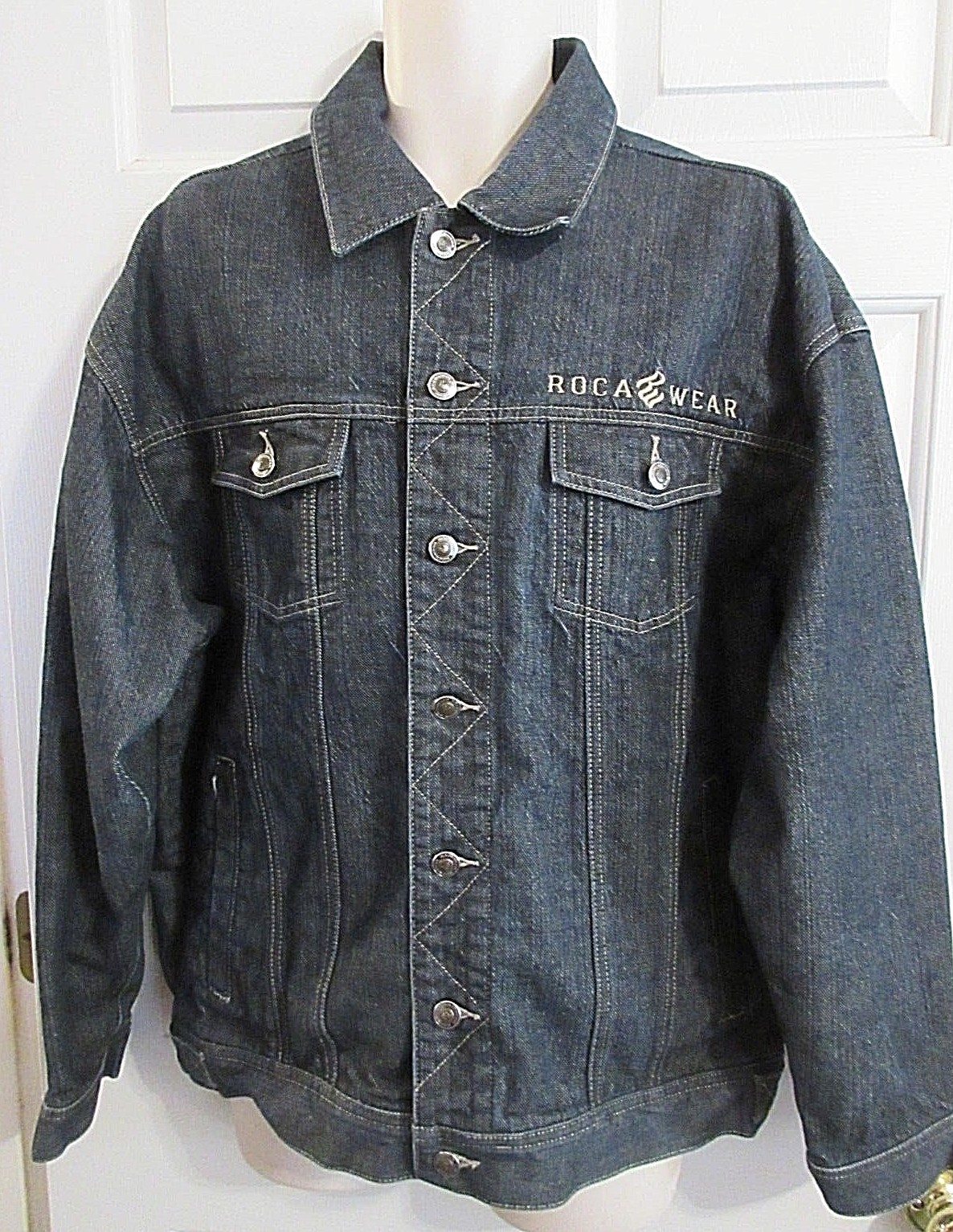 【Raucohouse】Ghost rivet denim trucker jacket Raucohouse】Ghost rivet denim trucker jacket