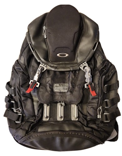 34l Capacity Stealth Black