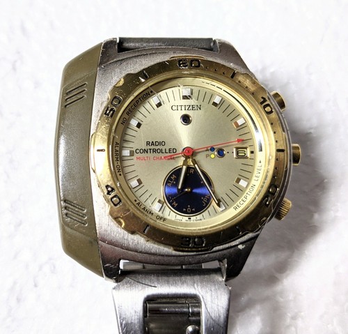 CITIZEN COSMOMAT ステンレススチール Citizen Spacemaster MOV 'T Two Tone Radio Controlled Atomic