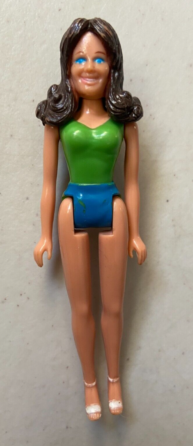 1981 Dukes of Hazzard Daisy Duke 3.75 1981 Dukes of Hazzard Daisy Duke 3.75