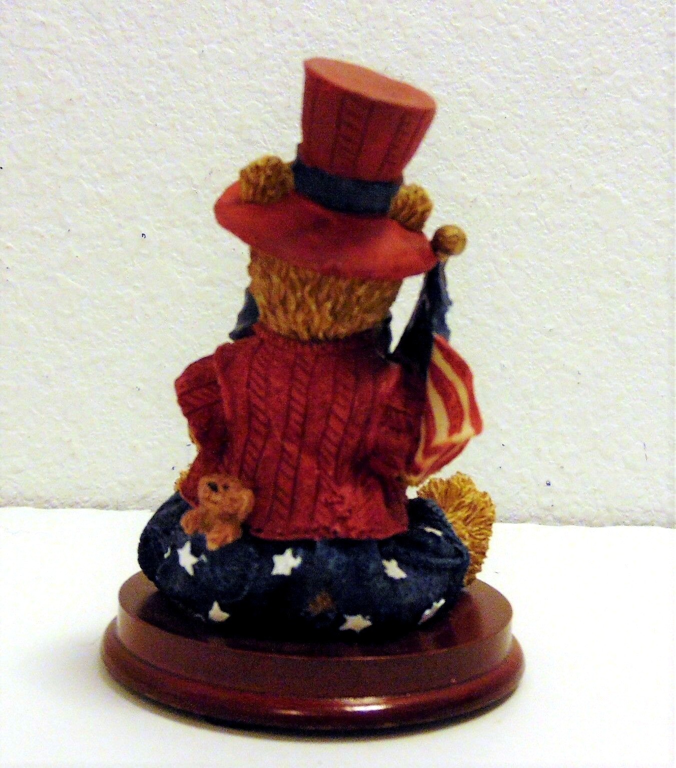 Resin Teddy Bear with American Flag and Sailing Boat  4