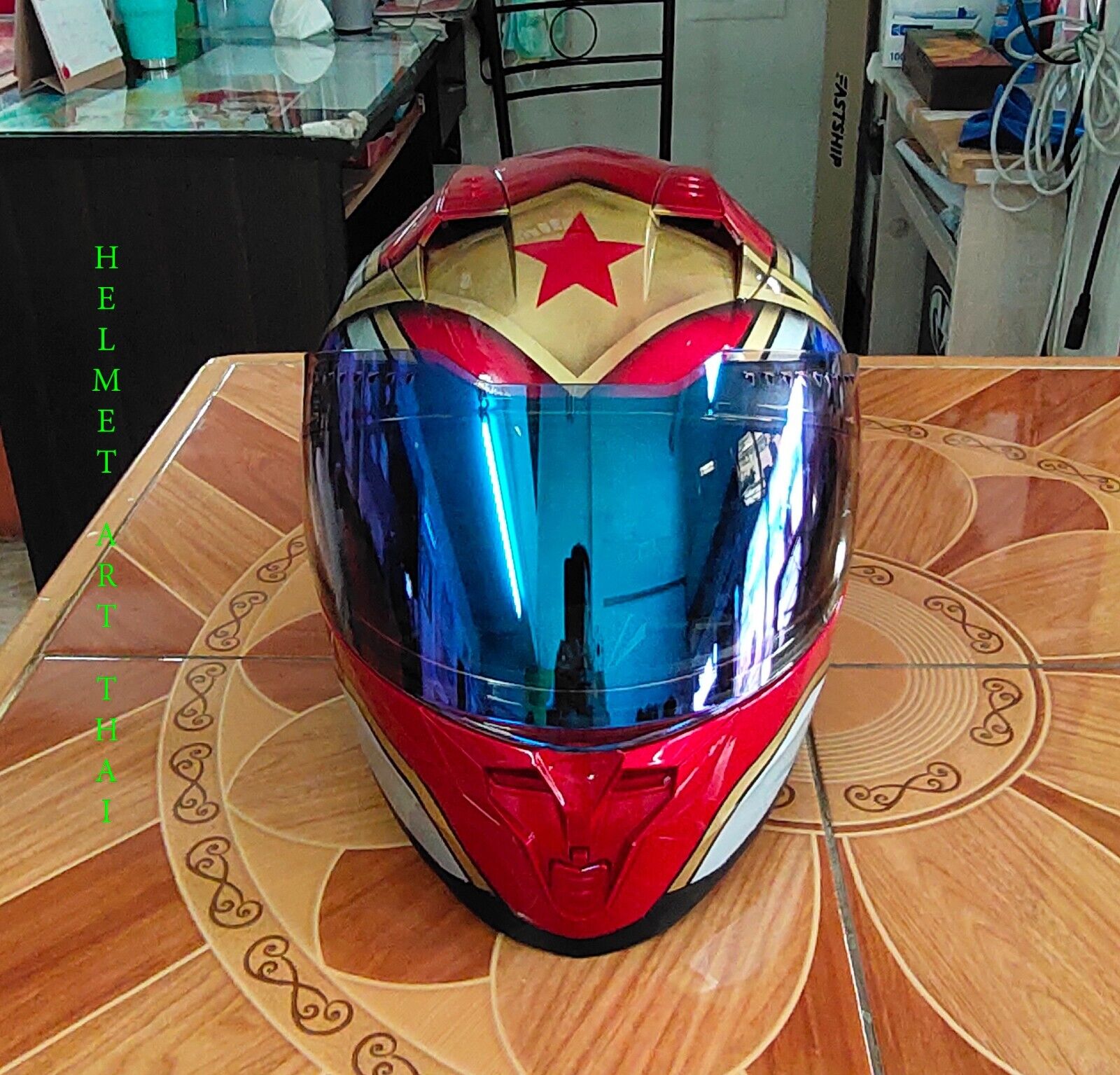 WONDER WOMAN CUSTOM MOTORCYCLE HELMET | eBay WONDER WOMAN CUSTOM MOTORCYCLE HELMET | eBay