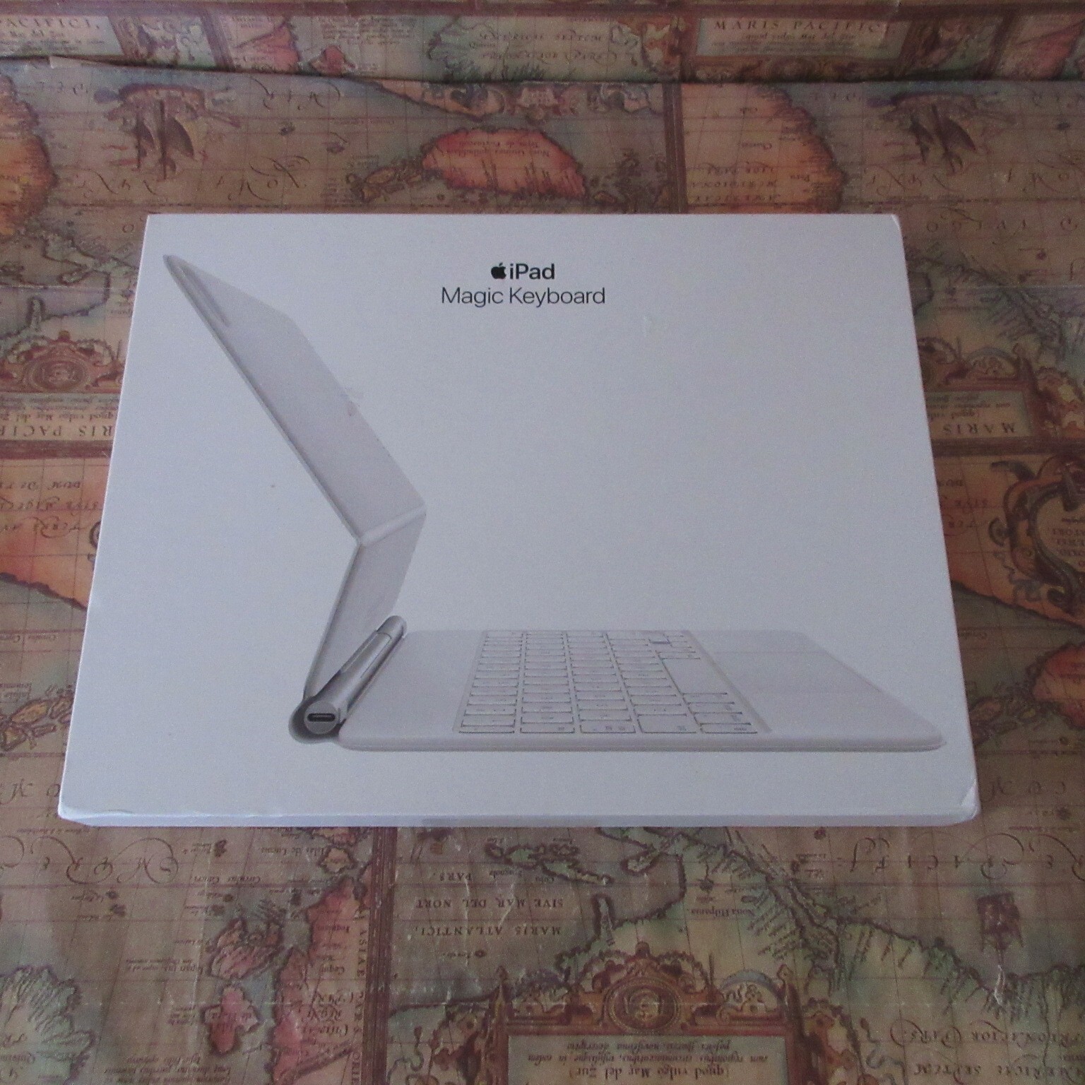 Apple Magic Keyboard IPad Pro 11 inch 1st, 2nd, 3rd Gen, Air Apple Magic Keyboard IPad Pro 11 inch 1st, 2nd, 3rd Gen, Air