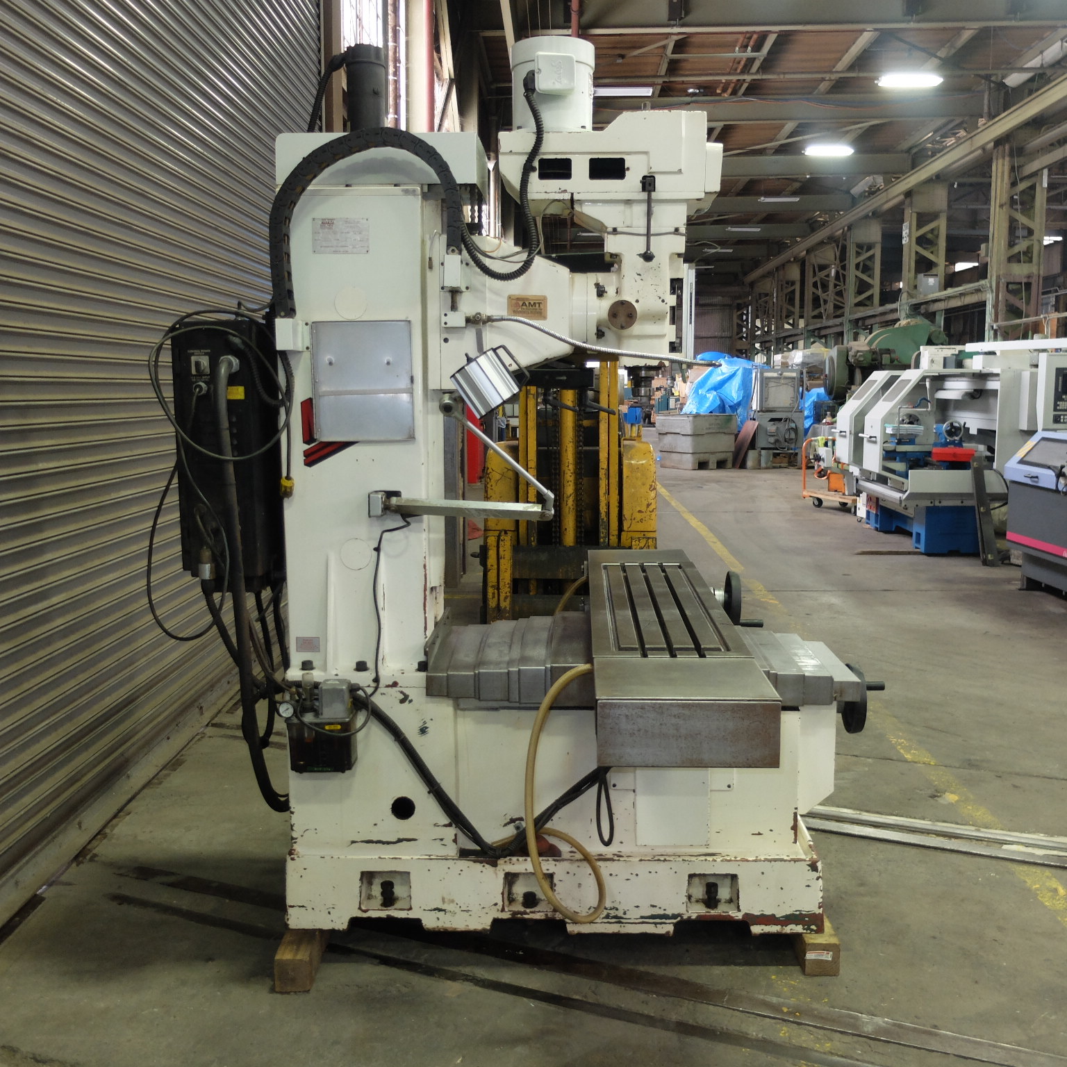 Fryer 3 Axis CNC Bed Mill, Model MB 14, Anilam 3300 MK Control, 2000