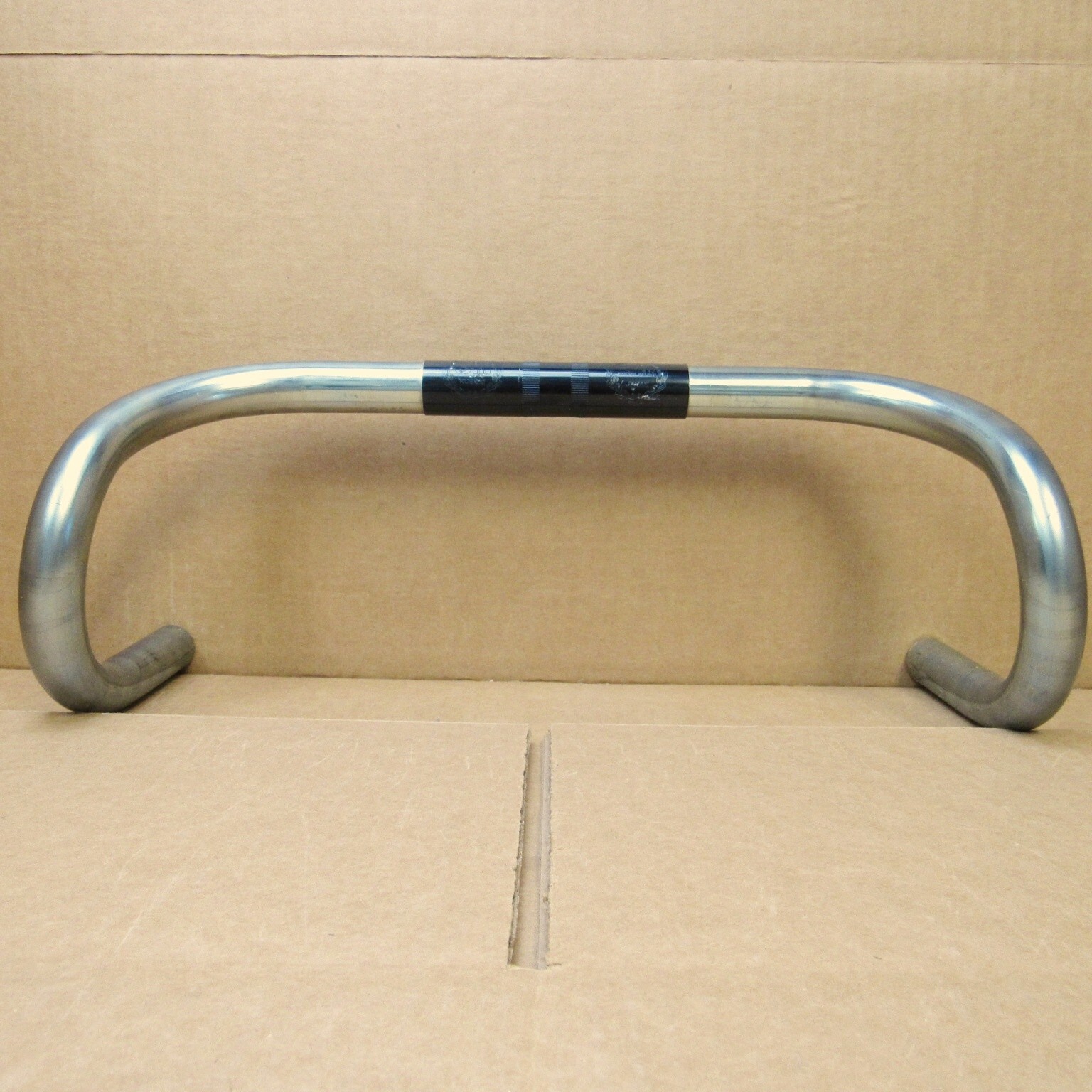 New-Old-Stock Kusuki WinPista Handlebars (39cm/25.4mm New-Old-Stock Kusuki WinPista Handlebars (39cm/25.4mm